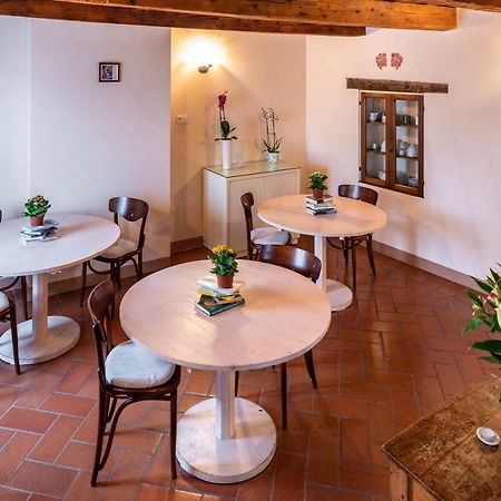 La Locanda Del Povero Diavolo Torriana Luaran gambar