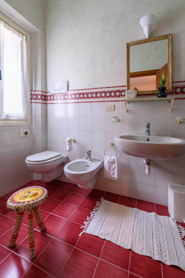 La Locanda Del Povero Diavolo Torriana Luaran gambar