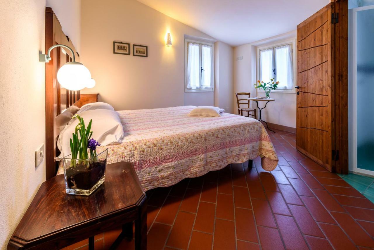La Locanda Del Povero Diavolo Torriana Luaran gambar