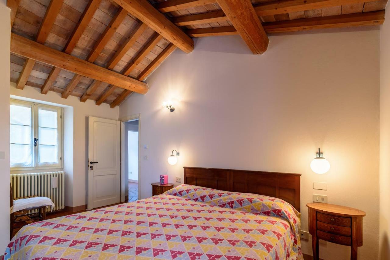 La Locanda Del Povero Diavolo Torriana Luaran gambar